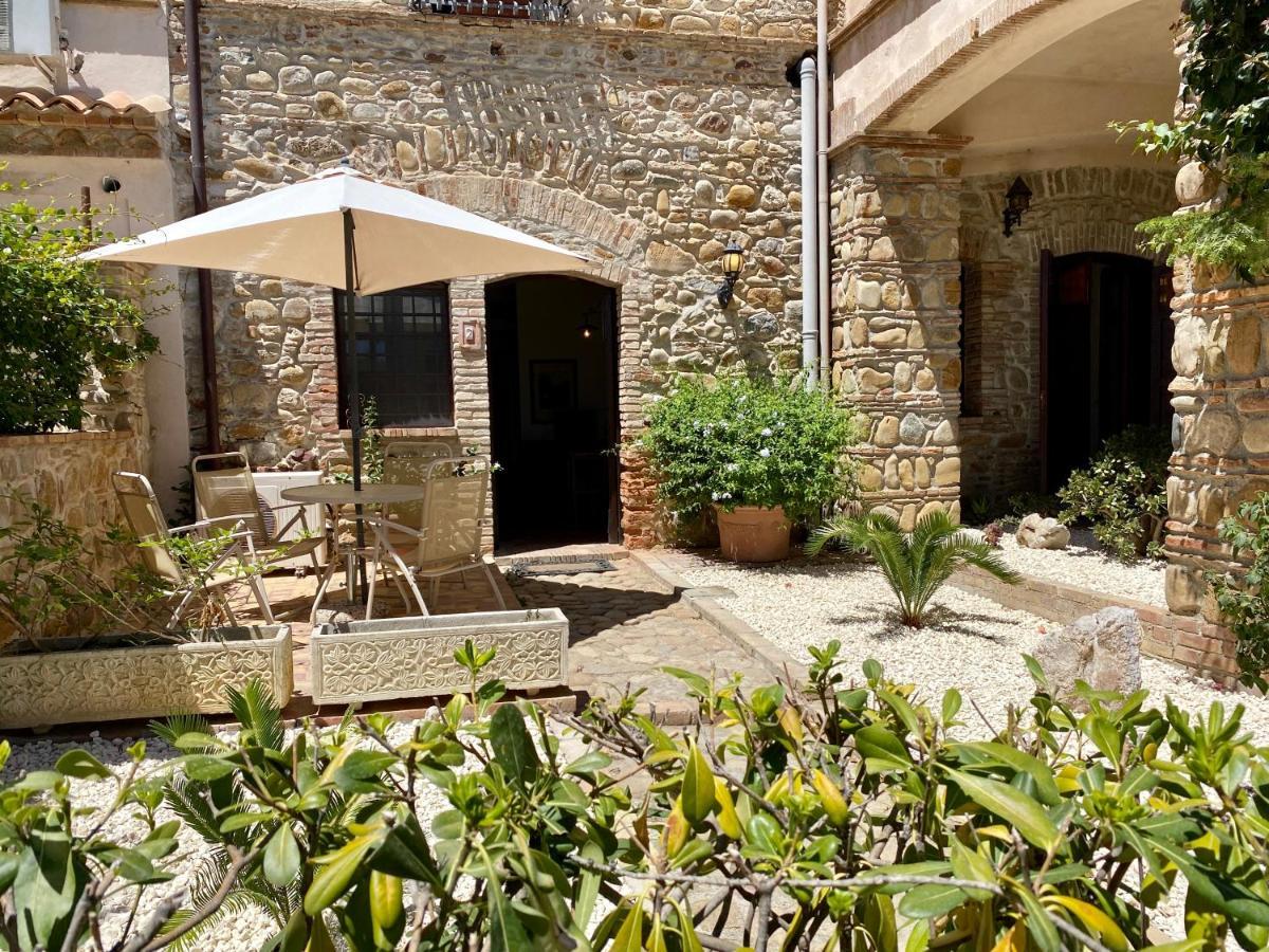 Le Colline Del Gelso-Masseria Mazzei Guest House Rossano Exterior photo