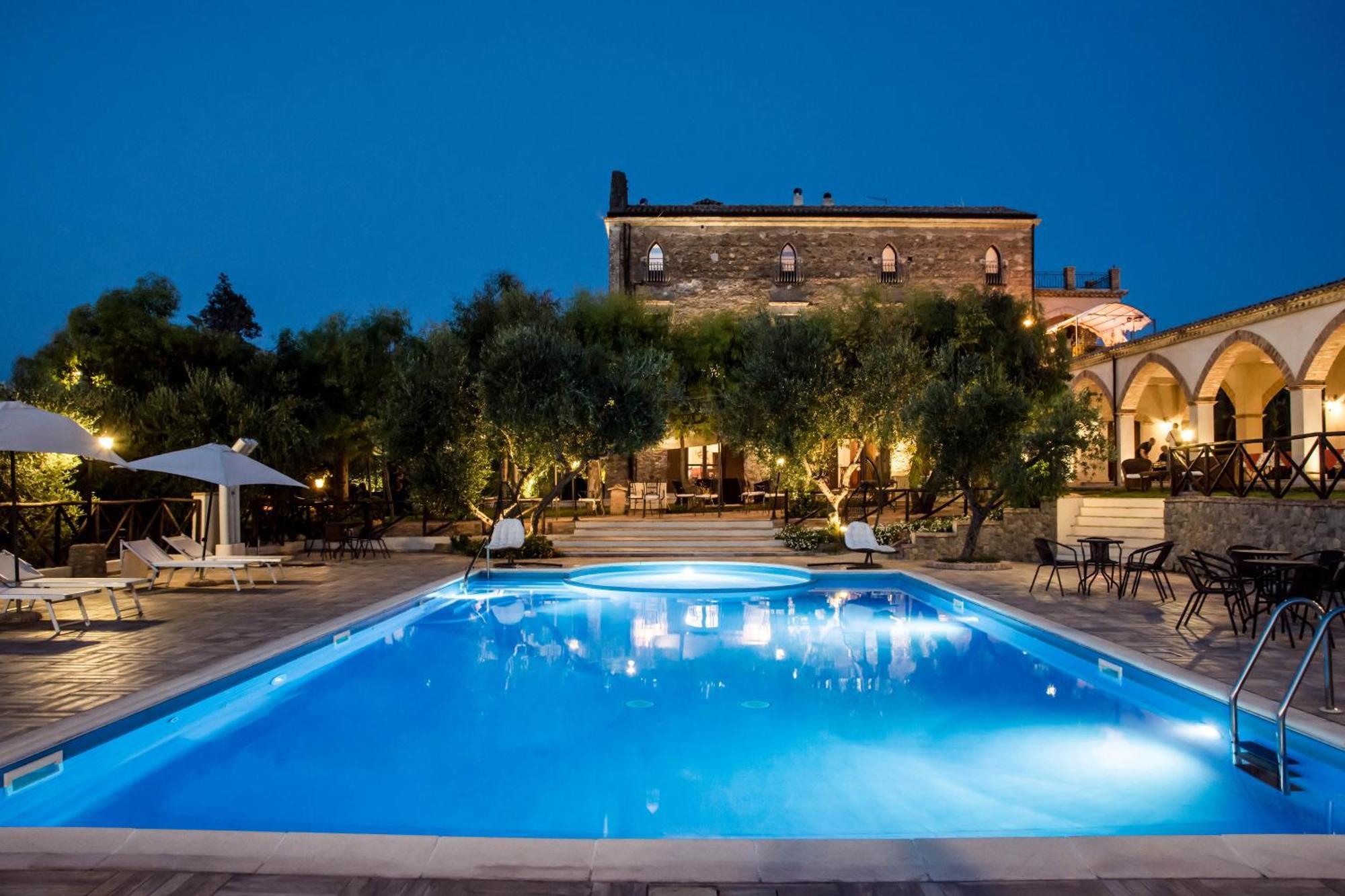 Le Colline Del Gelso-Masseria Mazzei Guest House Rossano Exterior photo